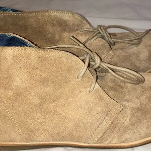 Lucky Brand Tan Suede Chukka Boots !Accepting Offers! Bundle Deals Available